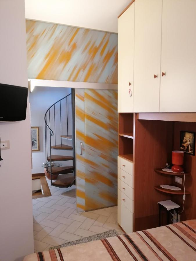 Ferienwohnung Casina Torretta Lucca Exterior foto